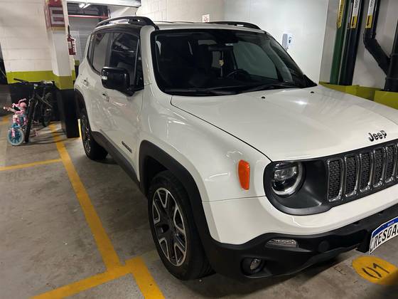 JEEP RENEGADE 2.0 16V TURBO DIESEL LONGITUDE 4P 4X4 AUTOMÁTICO JEEP RENEGADE 2.0 16V TURBO DIESEL LONGITUDE 4P 4X4 AUTOMÁTICO